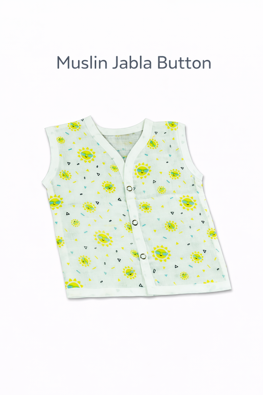 Kiddie Journey First Comfort Kit for Newborns | Muslin Jabla, Hooded Towel, Wipes, Nappy & Baby Sensory Rattle with Carry Bag (0–6 Months)